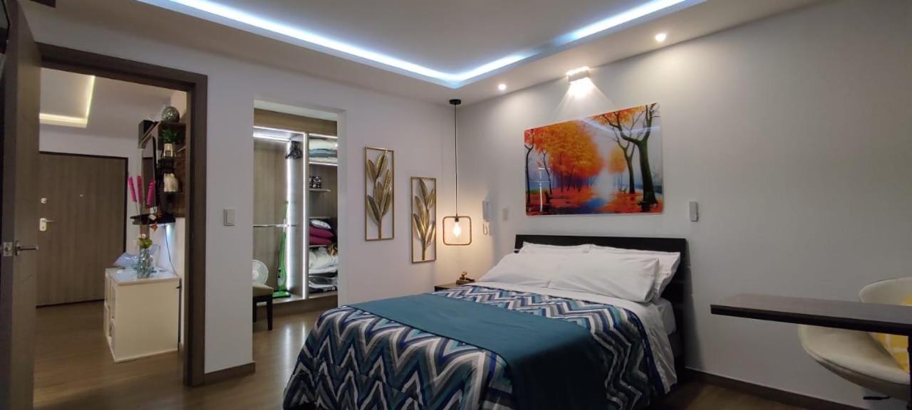 Suite De Lujo, Piso Alto, Junto Parque Carolina, Generador Electrico كويتو المظهر الخارجي الصورة