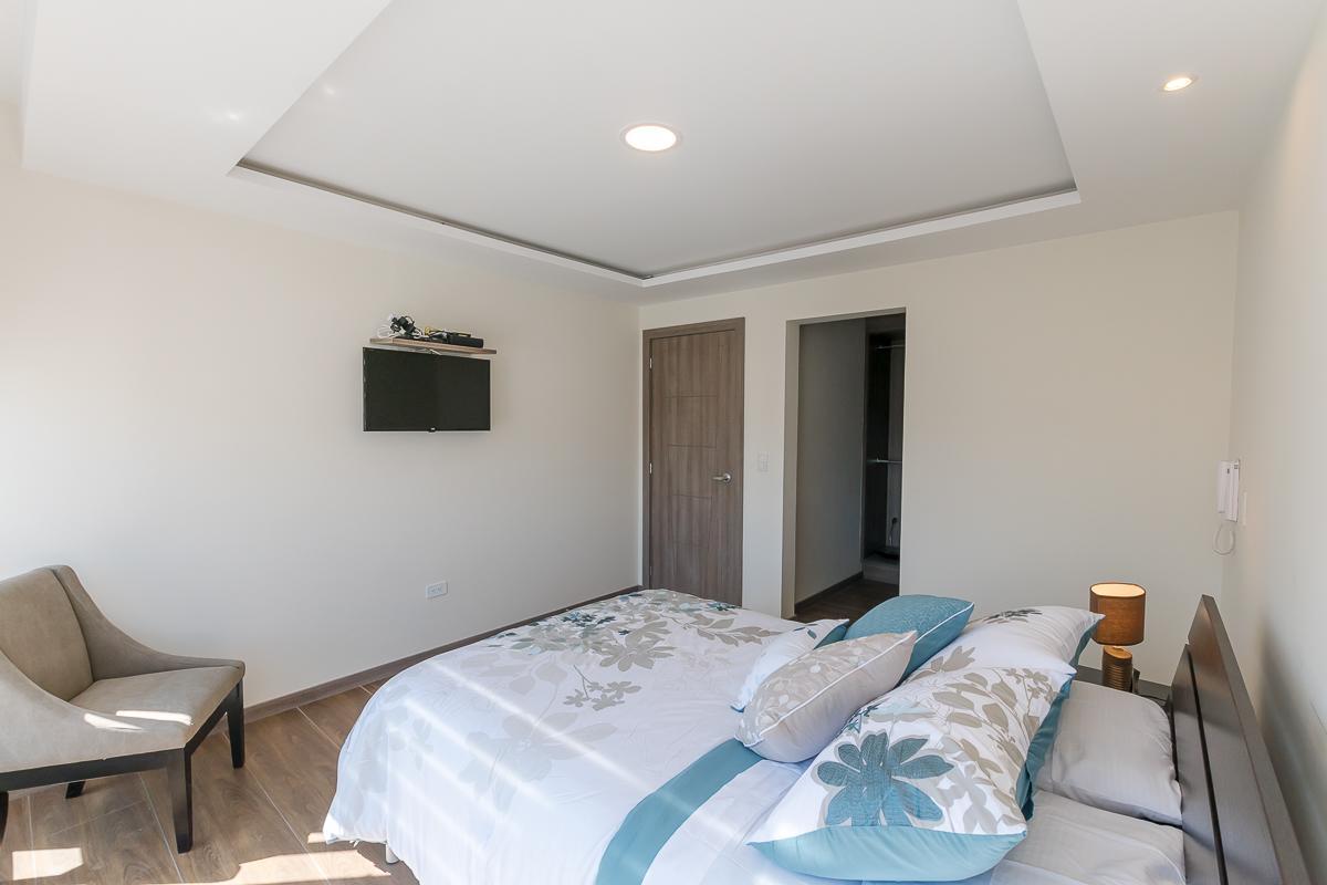 Suite De Lujo, Piso Alto, Junto Parque Carolina, Generador Electrico كويتو المظهر الخارجي الصورة